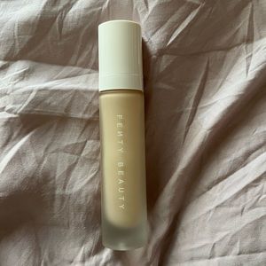 Fenty Beauty pro filter soft matte foundation in 120